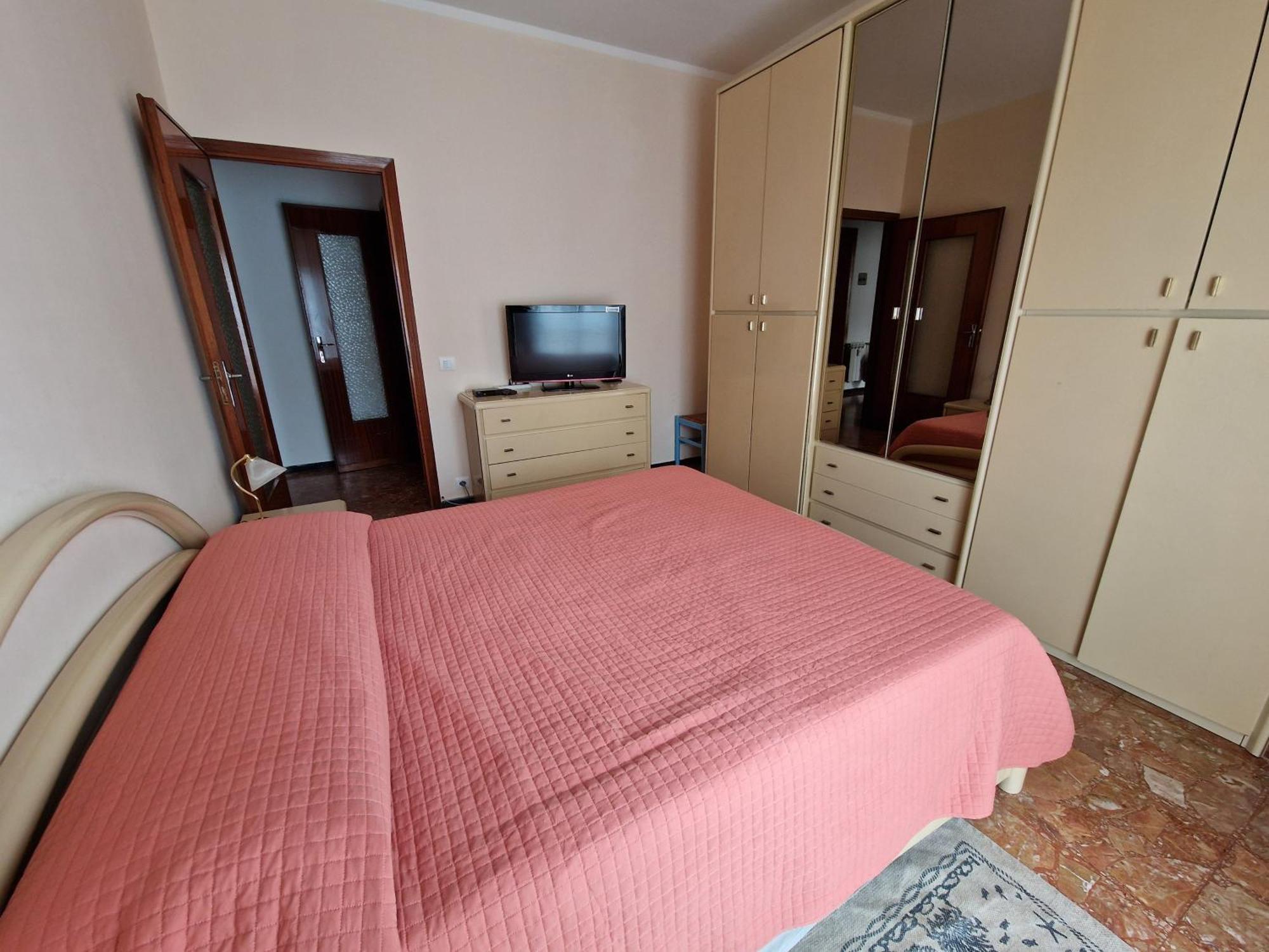 Casa Di Andreea E Bogdan Lägenhet Albenga Exteriör bild